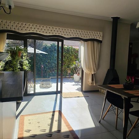 סווקופמונד Cora'S Boutique Bed & Breakfast מראה חיצוני תמונה