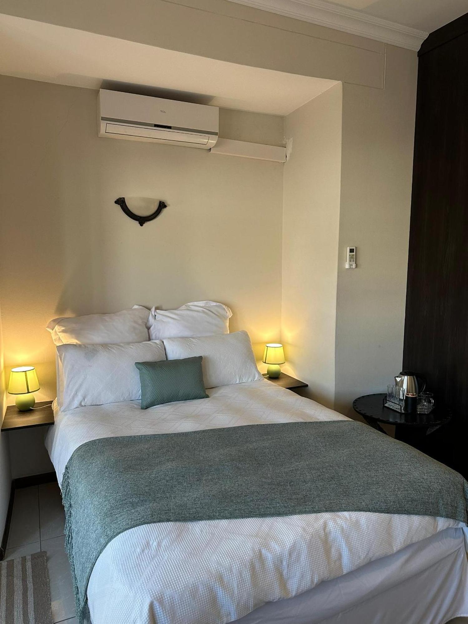 סווקופמונד Cora'S Boutique Bed & Breakfast חדר תמונה