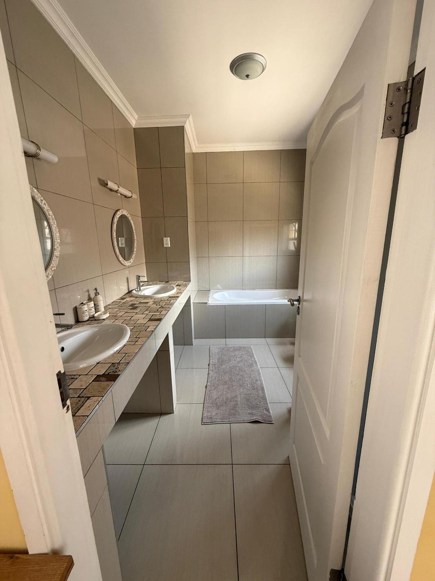 סווקופמונד Cora'S Boutique Bed & Breakfast מראה חיצוני תמונה